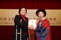 2010年教學獎得主－孫文冬老師。